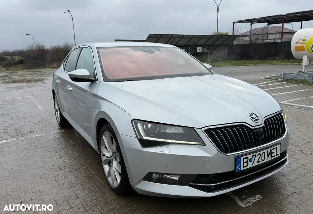Skoda Superb 2.0 TDI DSG 4X4 Style - 2