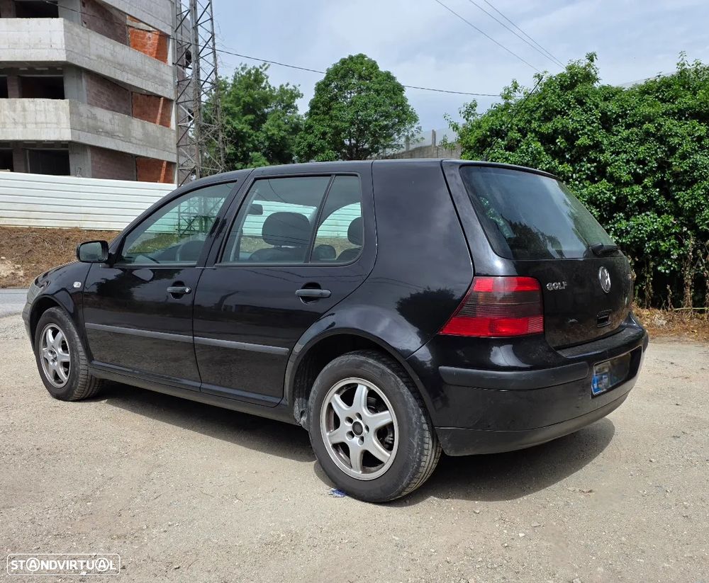 VW Golf - 6