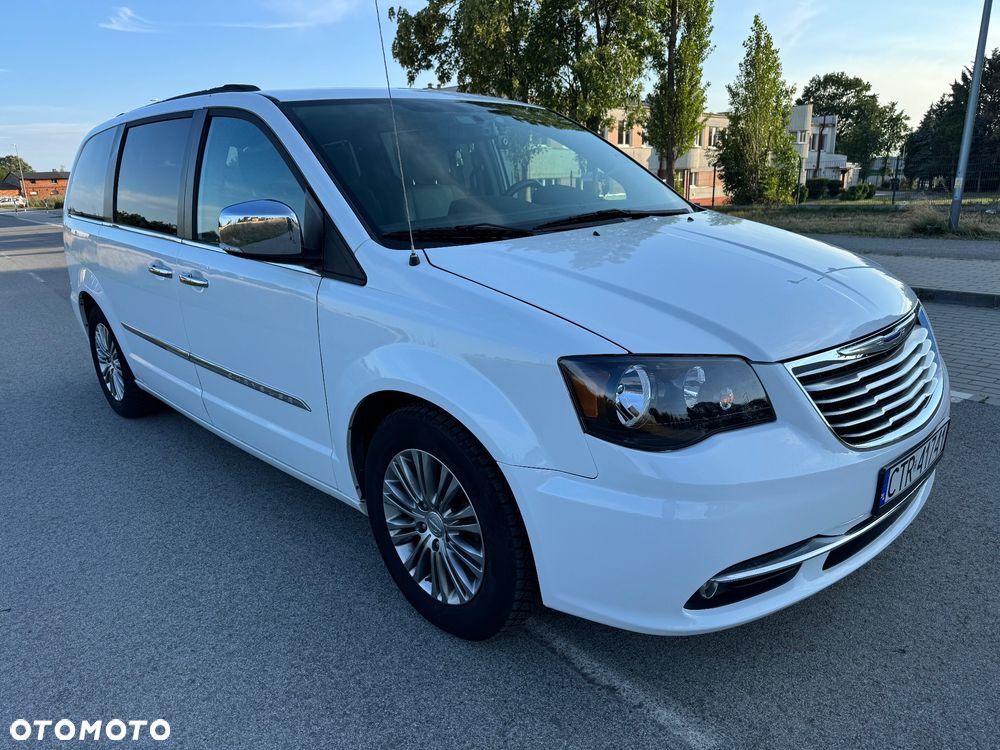 Chrysler Town & Country 3.6 Touring - 1