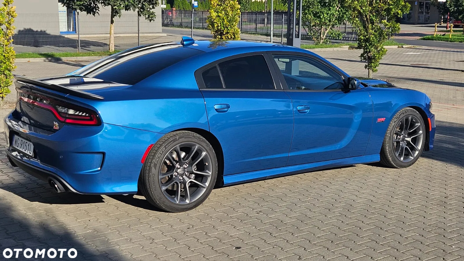 Dodge Charger - 4