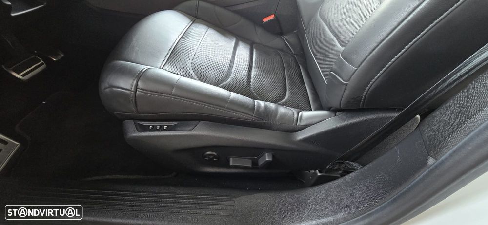Citroën C5 X 1.6 Hybrid Shine Pack e-EAT8 - 15