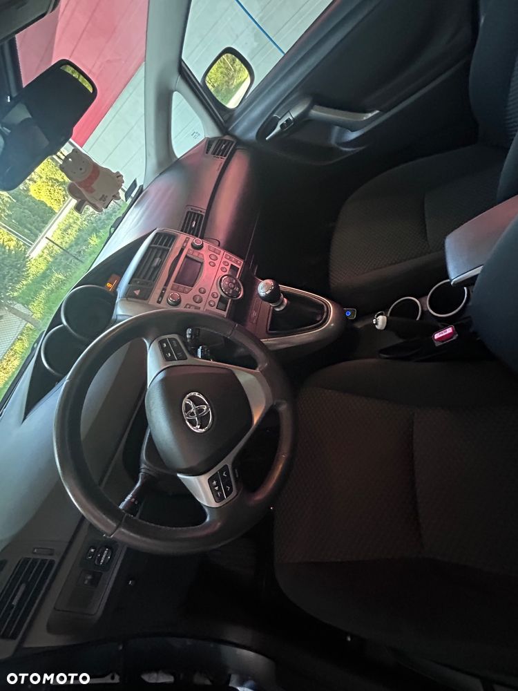 Toyota Verso 2.0 D-4D Sol plus 7os - 2