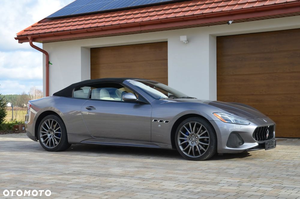 Maserati GranCabrio Sport - 8