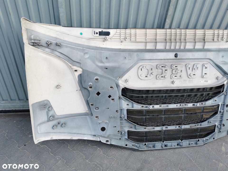 MASKA ATRAPA IVECO S WAY NOWY MODEL - 6
