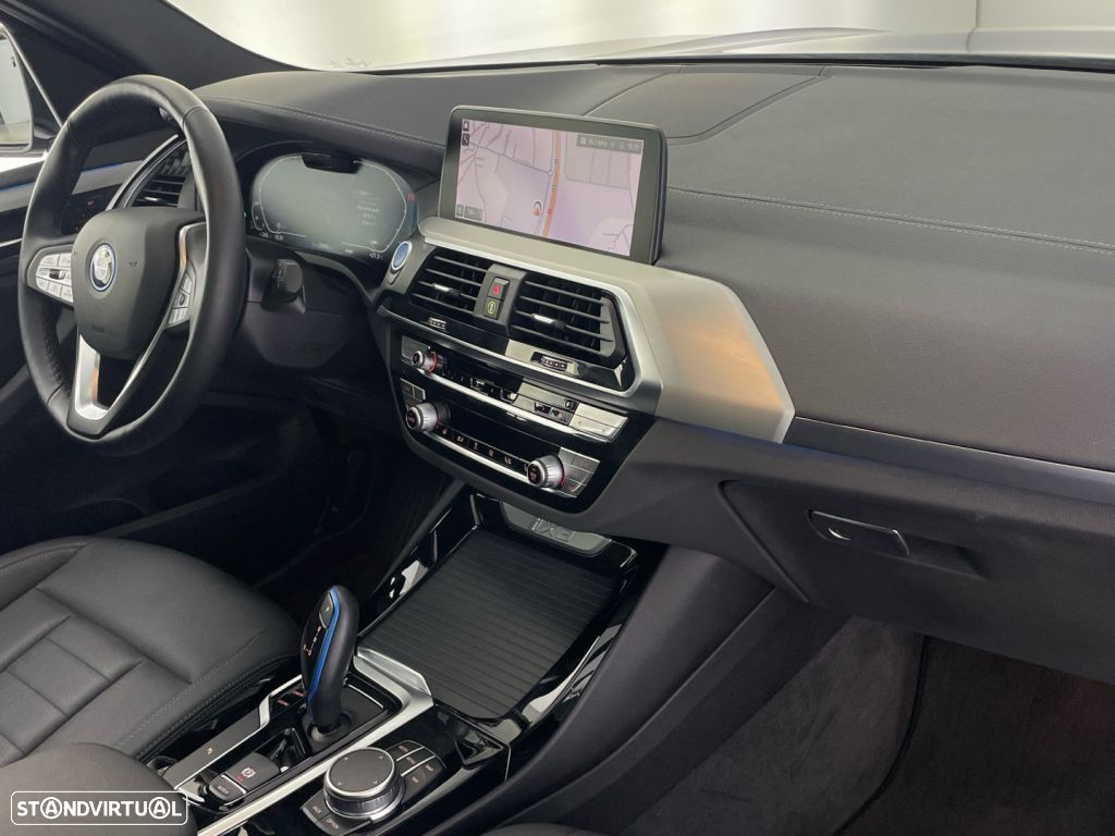 BMW iX3 M Sport Inspiring - 24