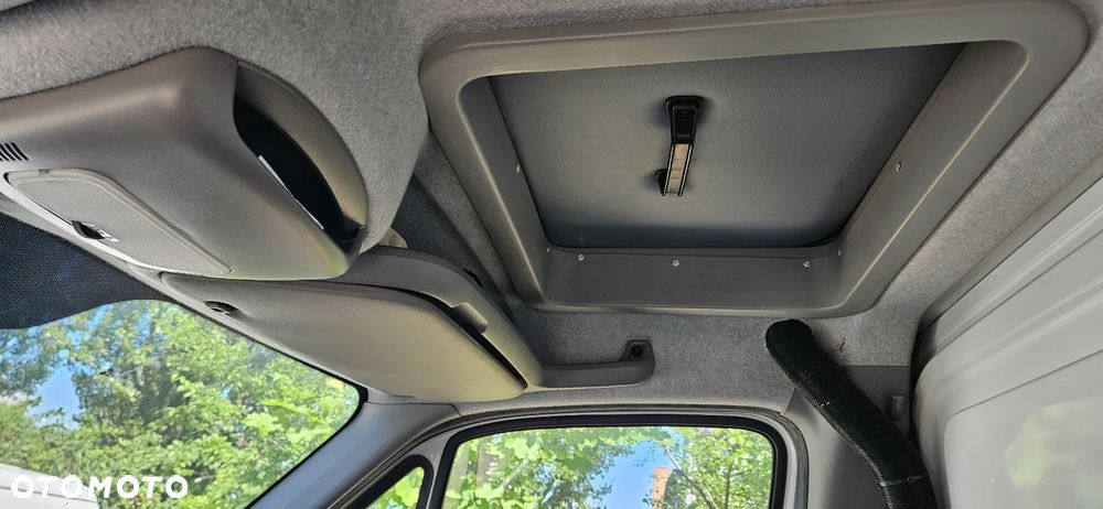 Mercedes-Benz SPRINTER - 12