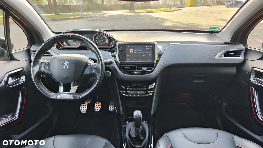 Peugeot 2008 PureTech 110 Stop&Start GT-Line Edition - 28