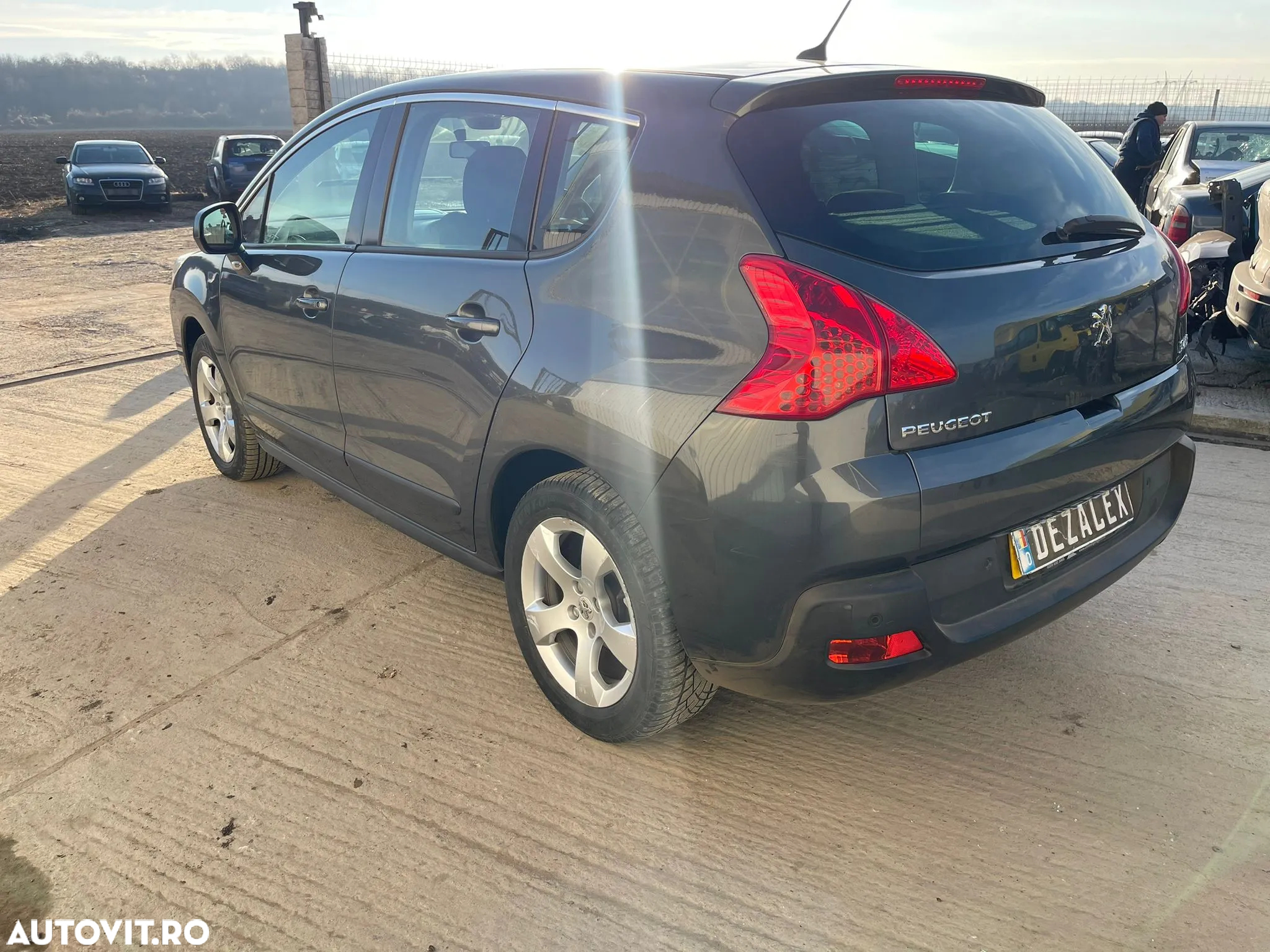 Dezmembrari Peugeot 3008 1.6 Benzina Turbo - 3
