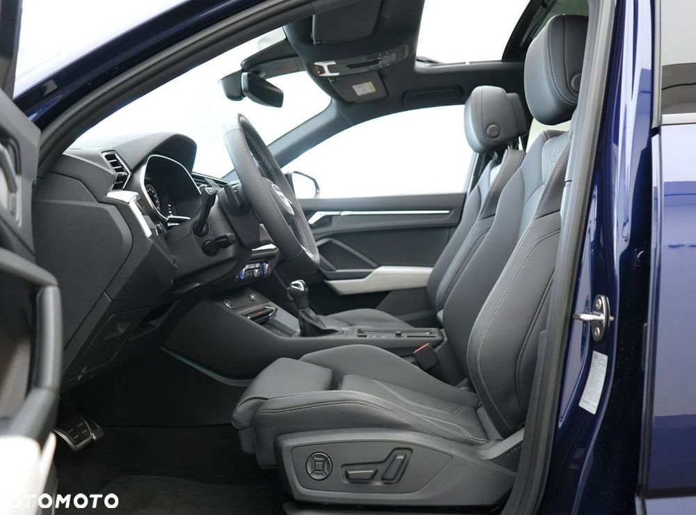 Audi Q3 - 16