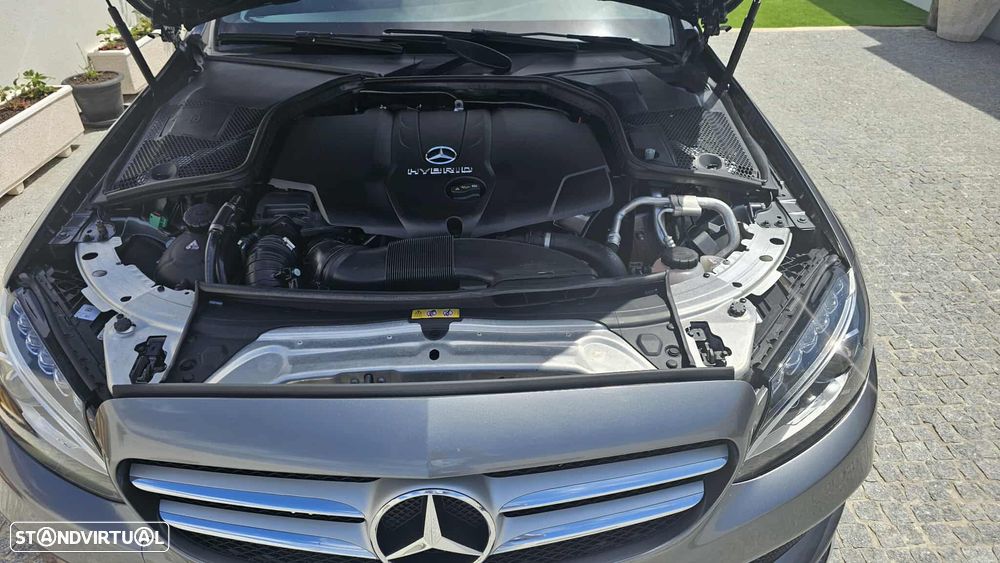 Mercedes-Benz C 300 h AMG Line - 12