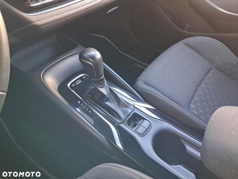 Toyota Corolla 1.8 Hybrid Comfort - 21