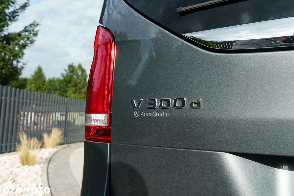 Mercedes-Benz Klasa V 300 d 9G-Tronic - 32