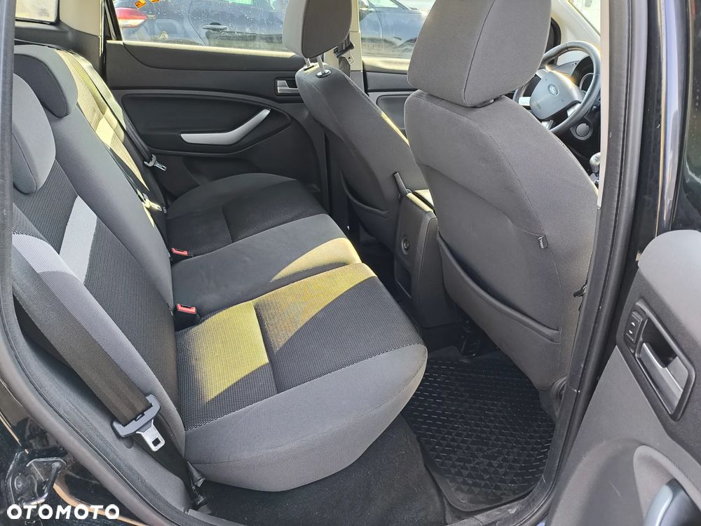 Ford Kuga 2.0 TDCi 4x4 Individual - 4