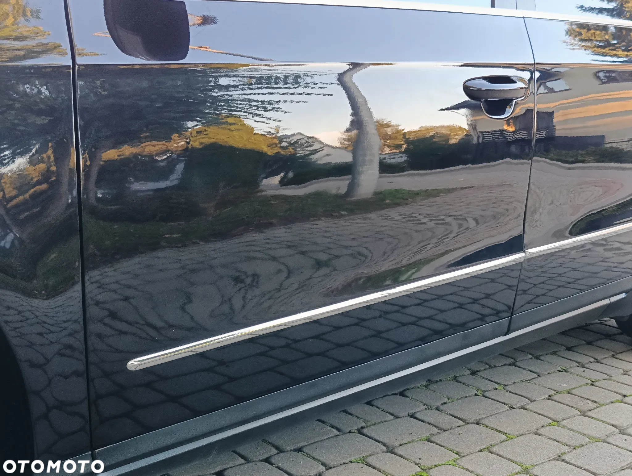 Volkswagen Passat 2.0 TDI DPF Highline - 22