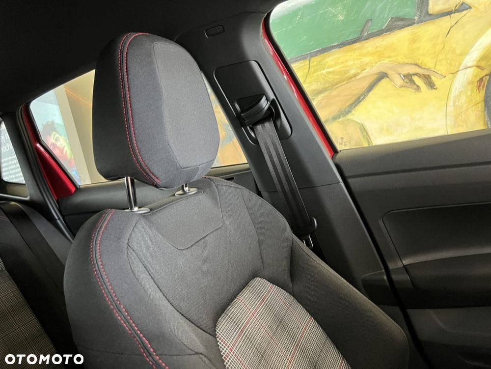 Volkswagen Polo - 23