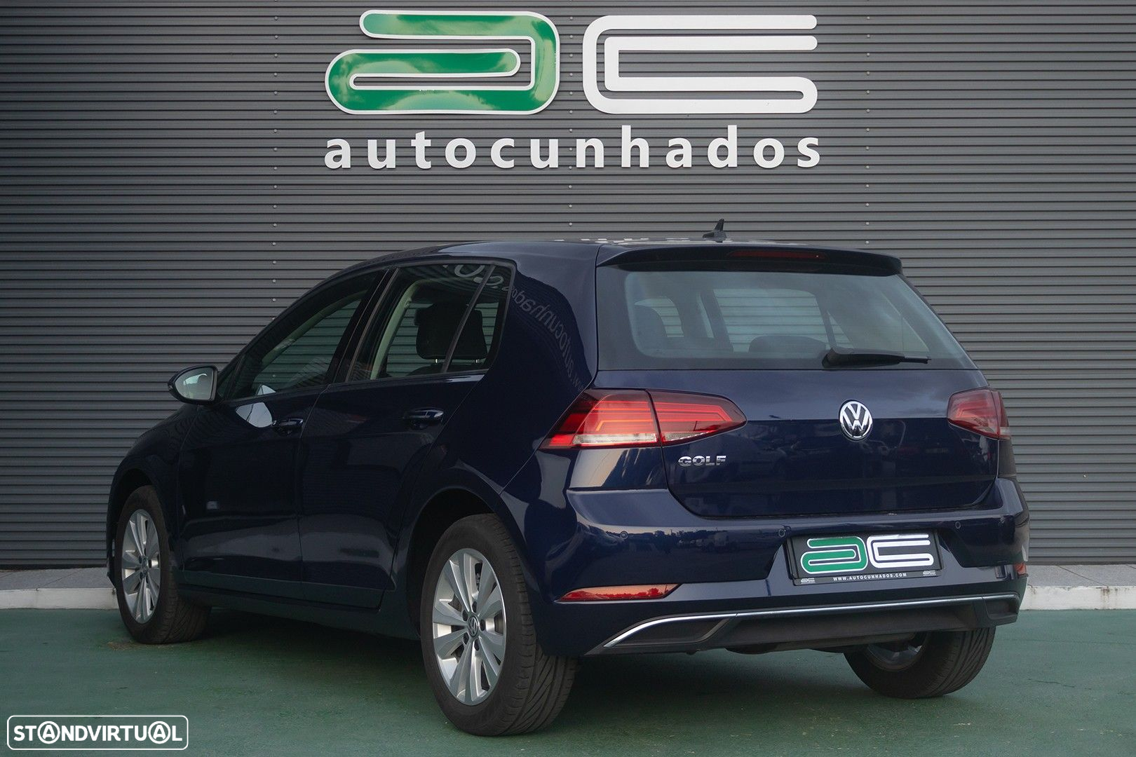 VW Golf 1.6 TDI Highline - 4