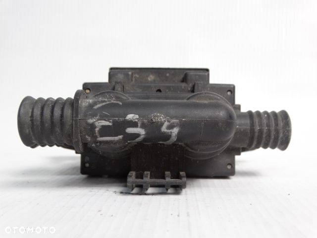 BMW 7 E38  5 E39  X5 E53  Elektrozawór 3 PIN Zawór Nagrzewnicy Wody Pompa Obiegowa 64128374995 8374995 BMW 725tds 728i 730i 735i 740d 740i 750i 316d 316i 318d 318i 320i 320d  323i 325d 325i 328i  330d 330i 335i 335d - 16