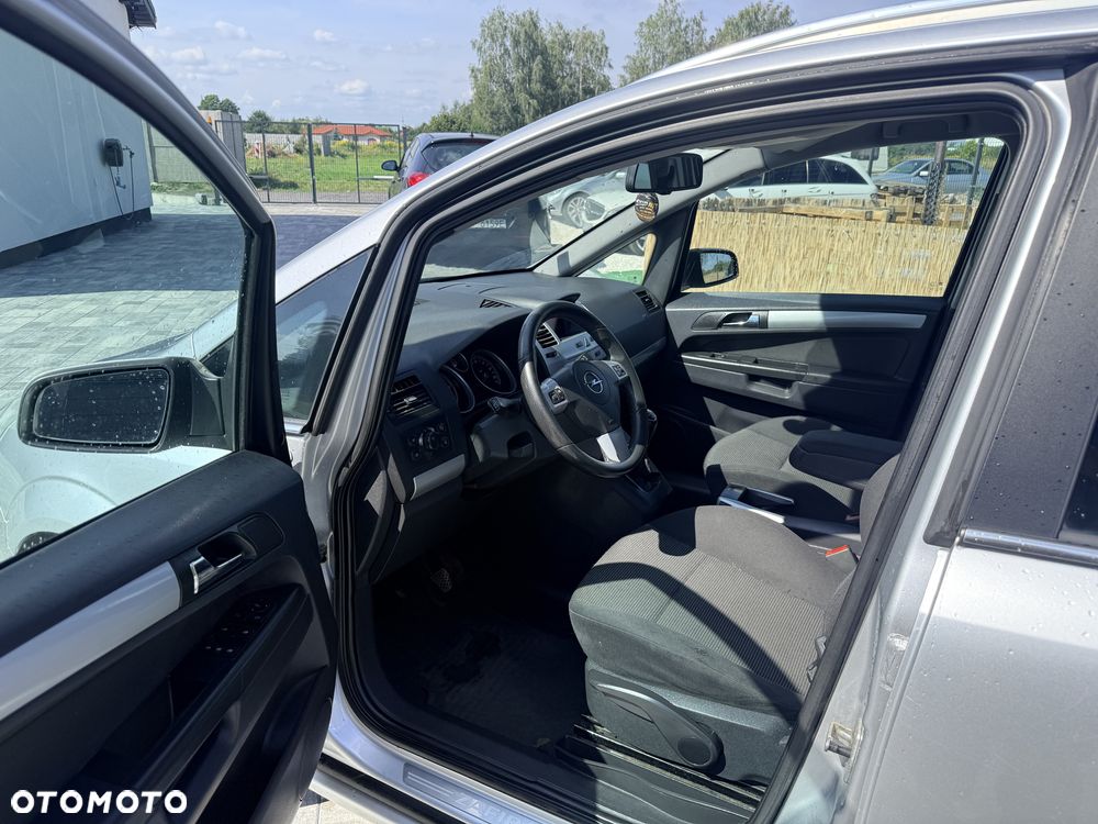 Opel Zafira - 7