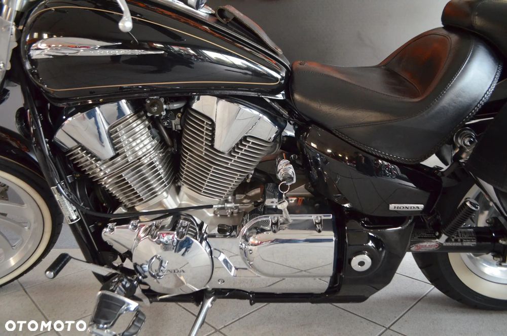Honda VTX - 28