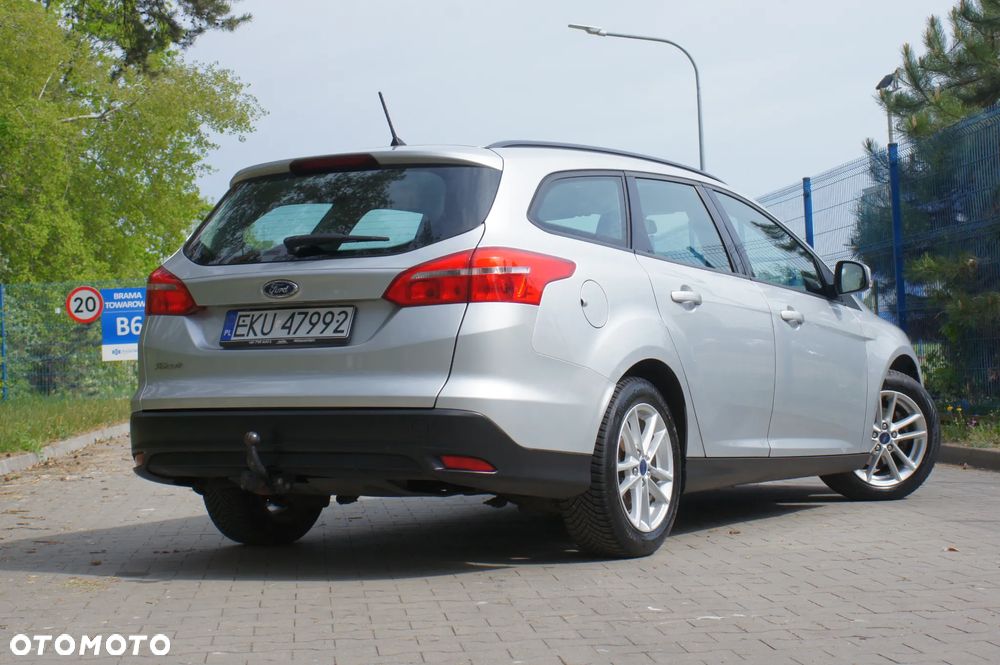 Ford Focus 1.5 TDCi DPF Start-Stopp-System Ambiente - 6