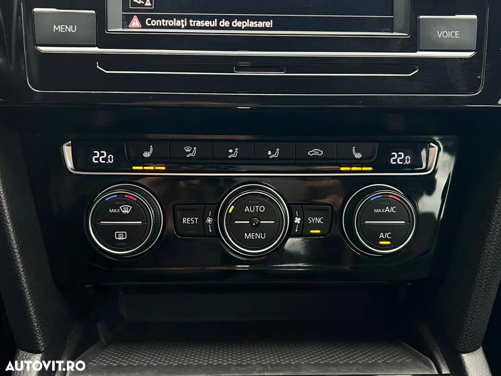 Volkswagen Passat 2.0 TDI DSG Highline - 20