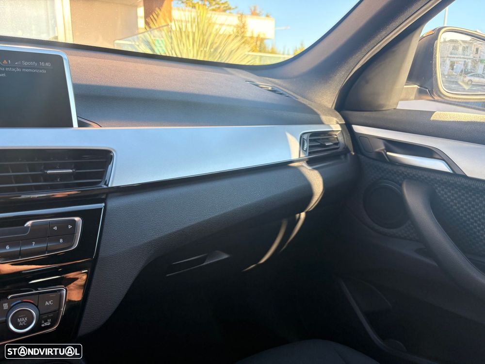 BMW X1 25 e xDrive - 33