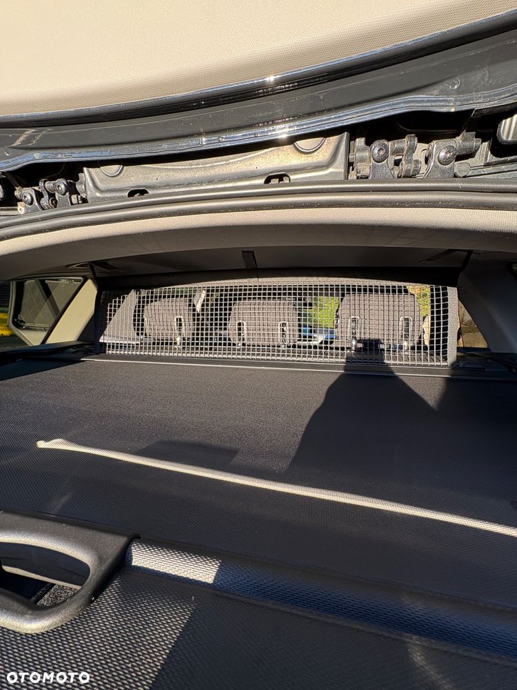 BMW Seria 3 318d - 28