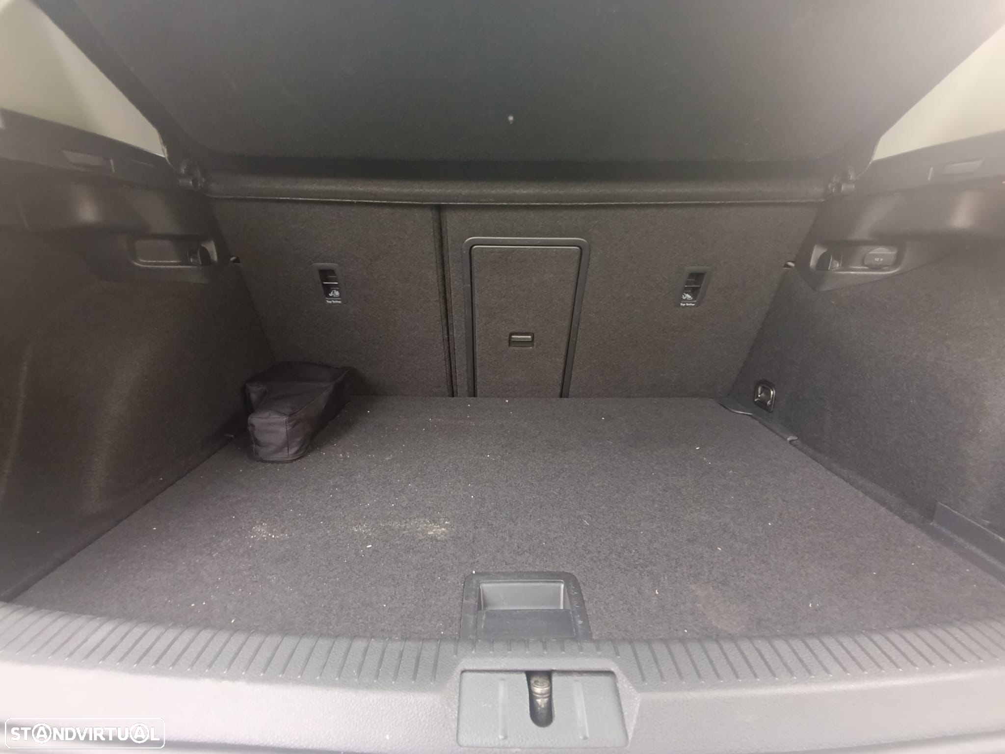 VW e-Golf AC/DC - 24