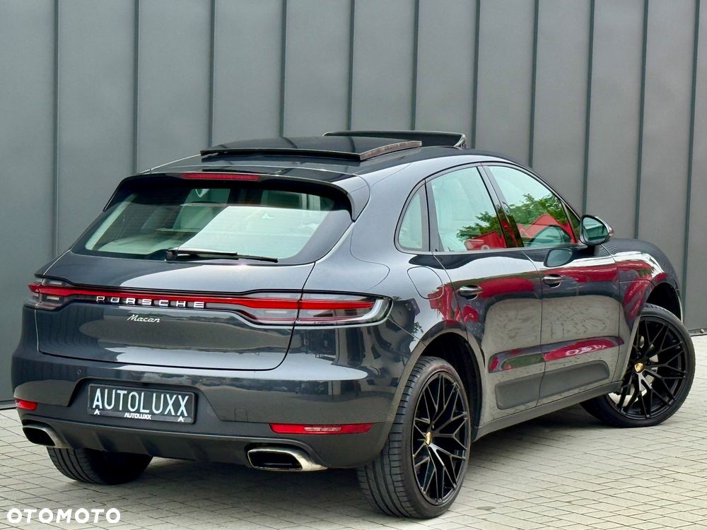 Porsche Macan - 30