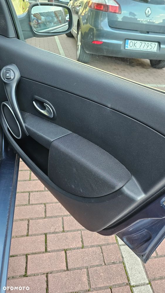Renault Clio 1.2 16V Edition Dynamique - 16