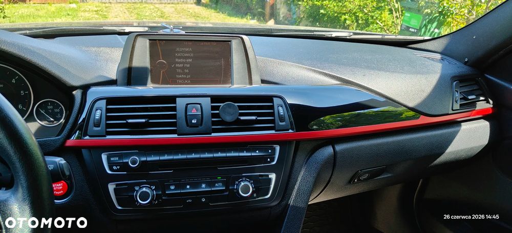 BMW Seria 3 320d Efficient Dynamics Sport Line - 10