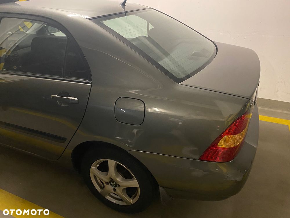 Toyota Corolla - 6