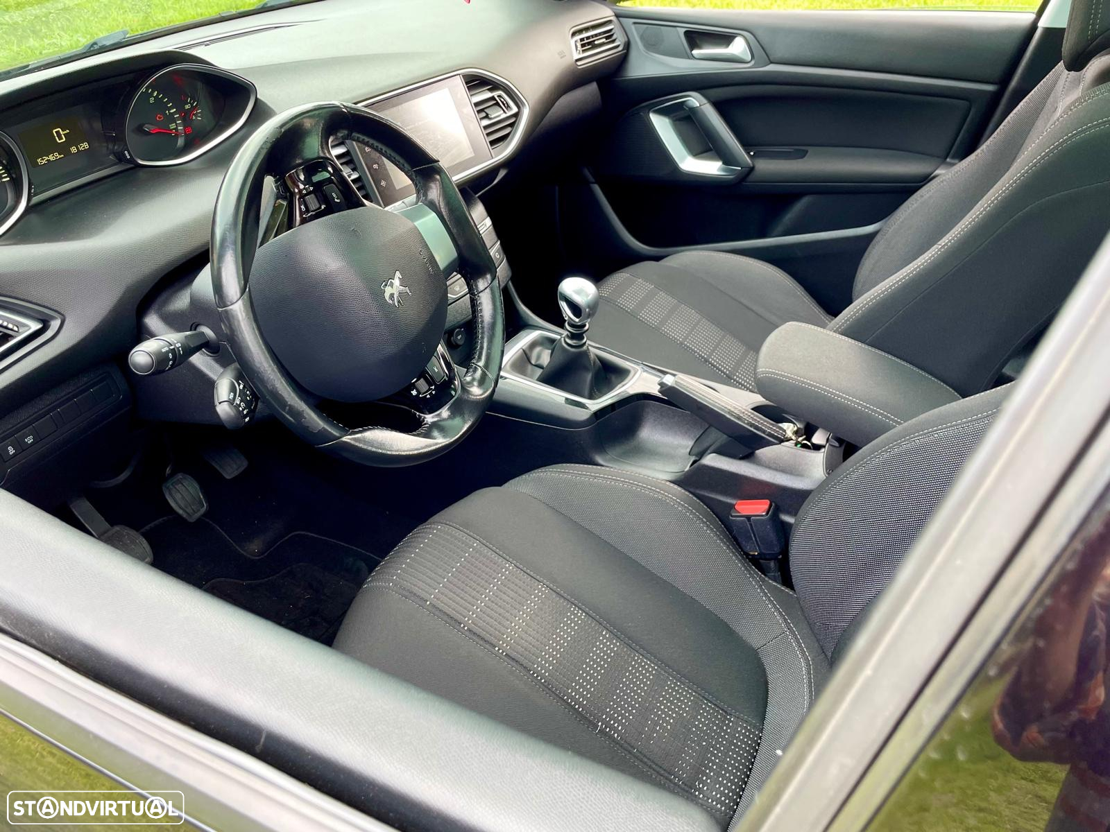 Peugeot 308 SW 1.6 BlueHDi Allure - 17