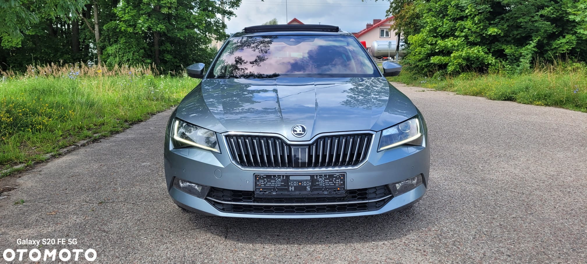 Skoda Superb 2.0 TDI L&K DSG - 2