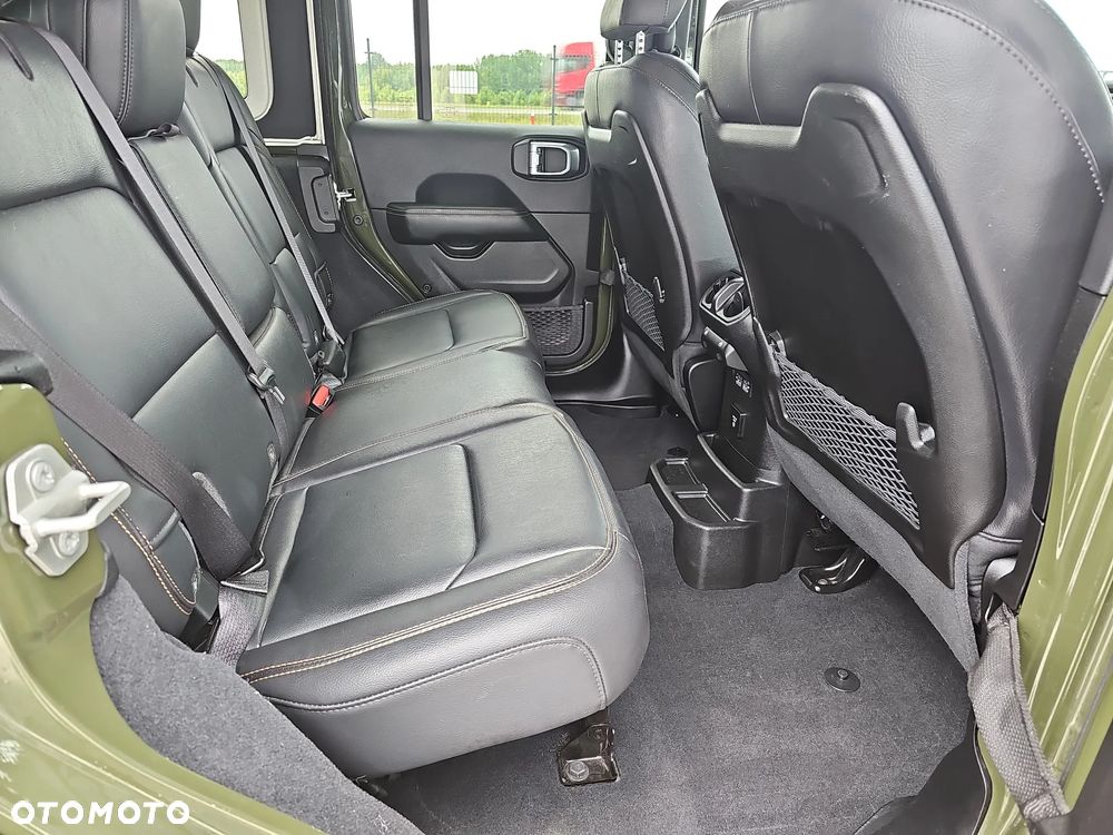 Jeep Wrangler Unlimited GME 2.0 Turbo Sahara - 22