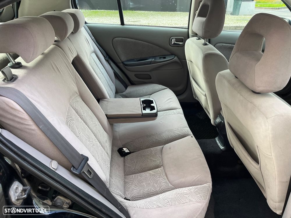 Nissan Almera 2.2 Di Luxury AC - 12