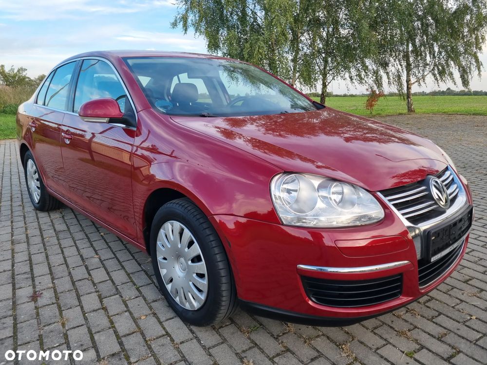 Volkswagen Jetta - 3