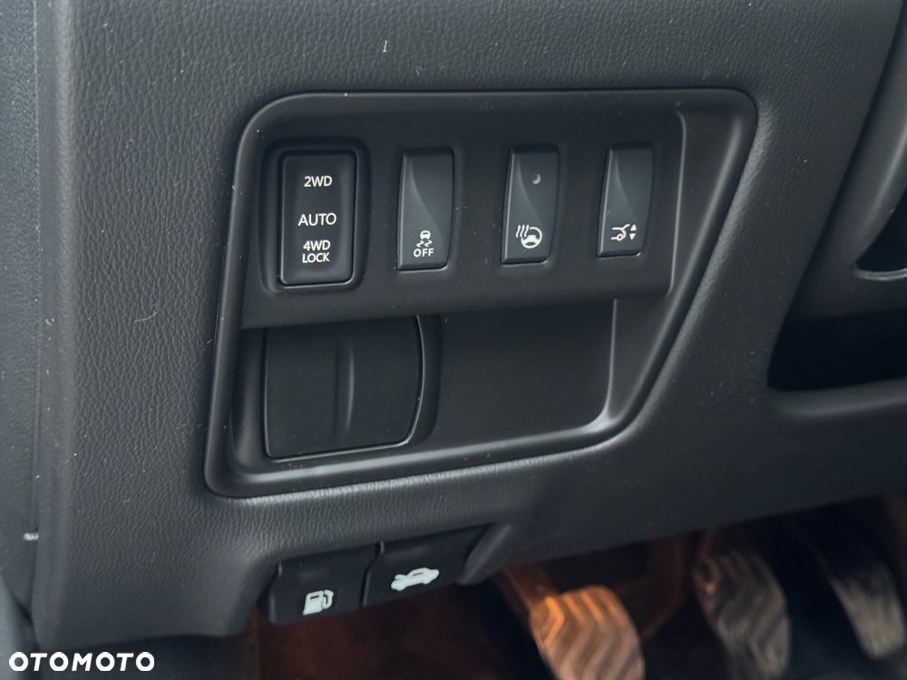 Renault Koleos ENERGY dCi 175 4WD INTENS - 32