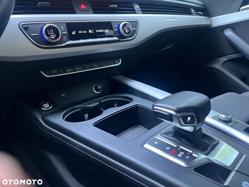 Audi A4 Avant 40 TDI quattro S tronic S line - 25