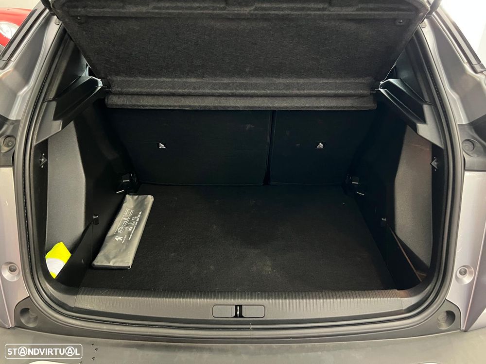 Peugeot 2008 1.5 BlueHDi Active Pack EAT8 - 18