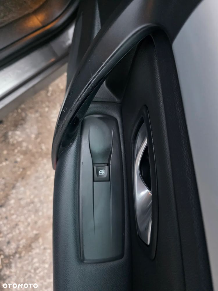 Renault Laguna 2.0 DCi Dynamique - 20