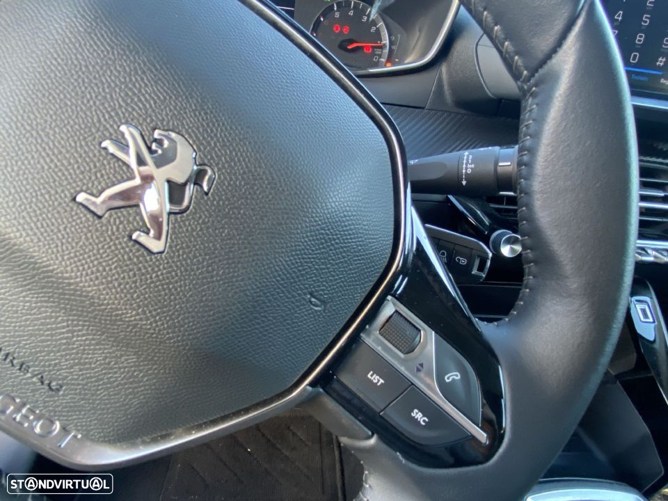 Peugeot 208 1.2 PureTech Active Pack - 26