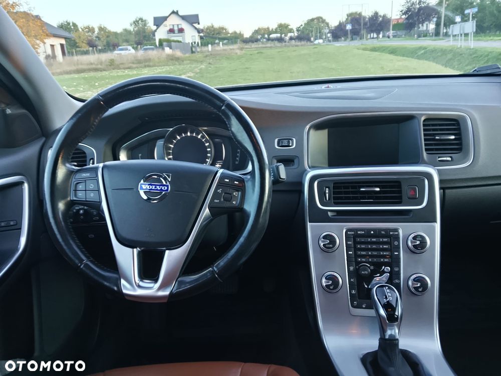 Volvo S60 - 13