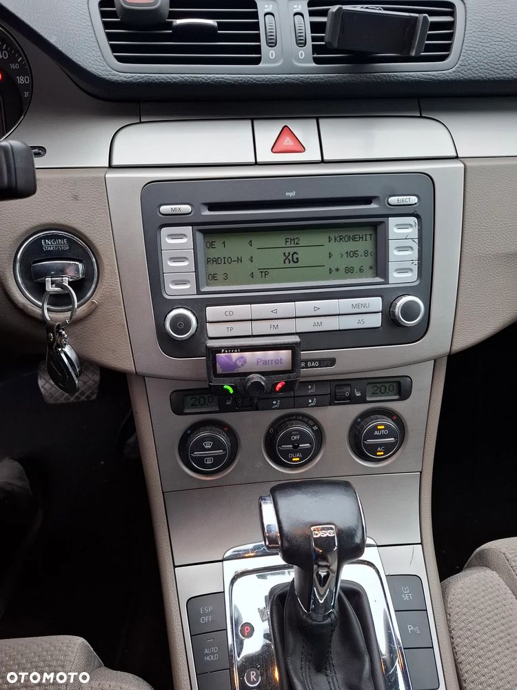 Volkswagen Passat 2.0 TDI DPF DSG Comfortline - 5