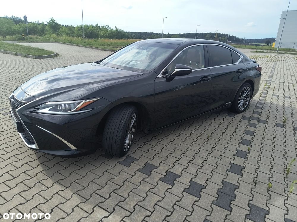 Lexus ES 300h Business Edition + - 1