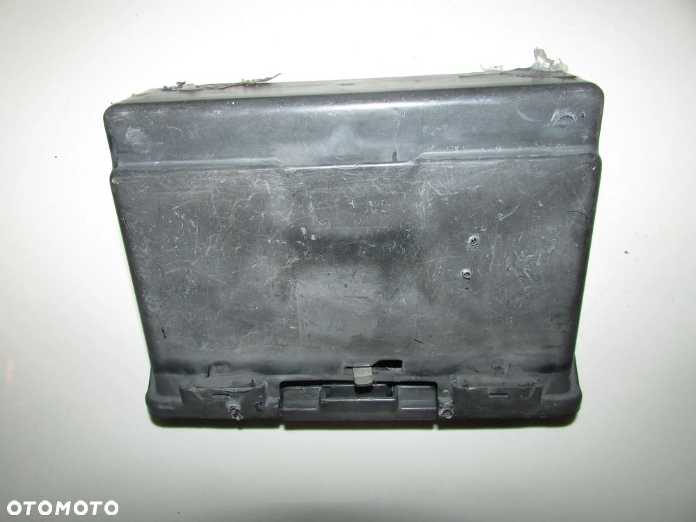 Honda XLV 750 RD01 skrzynka narzędziowa - 2