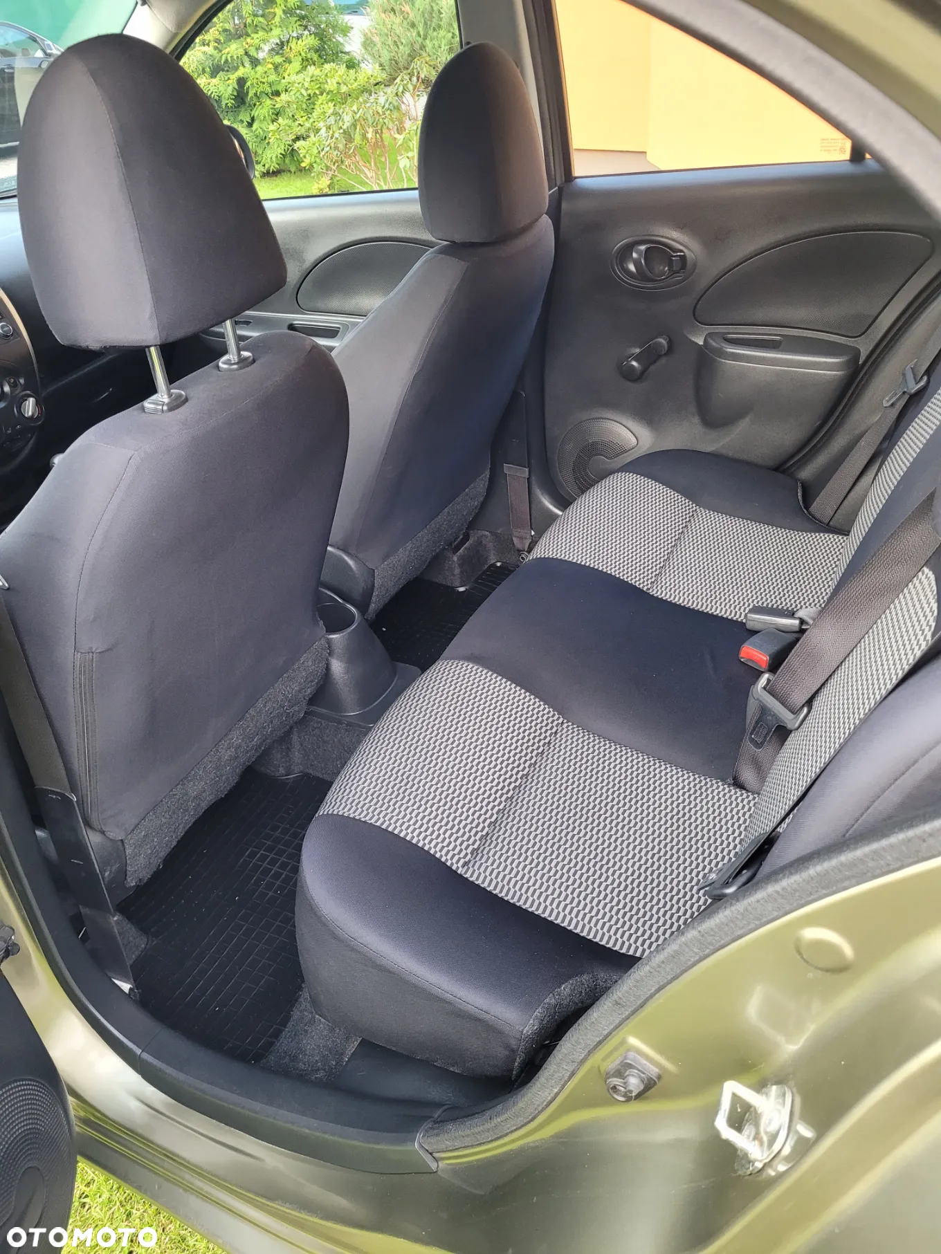 Nissan Micra 1.2 Tekna EU6 - 17