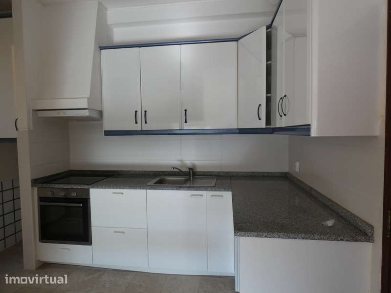 Apartamento T1+1 no Centro da Cidade de Torres Vedras - Grande imagem: 5/23