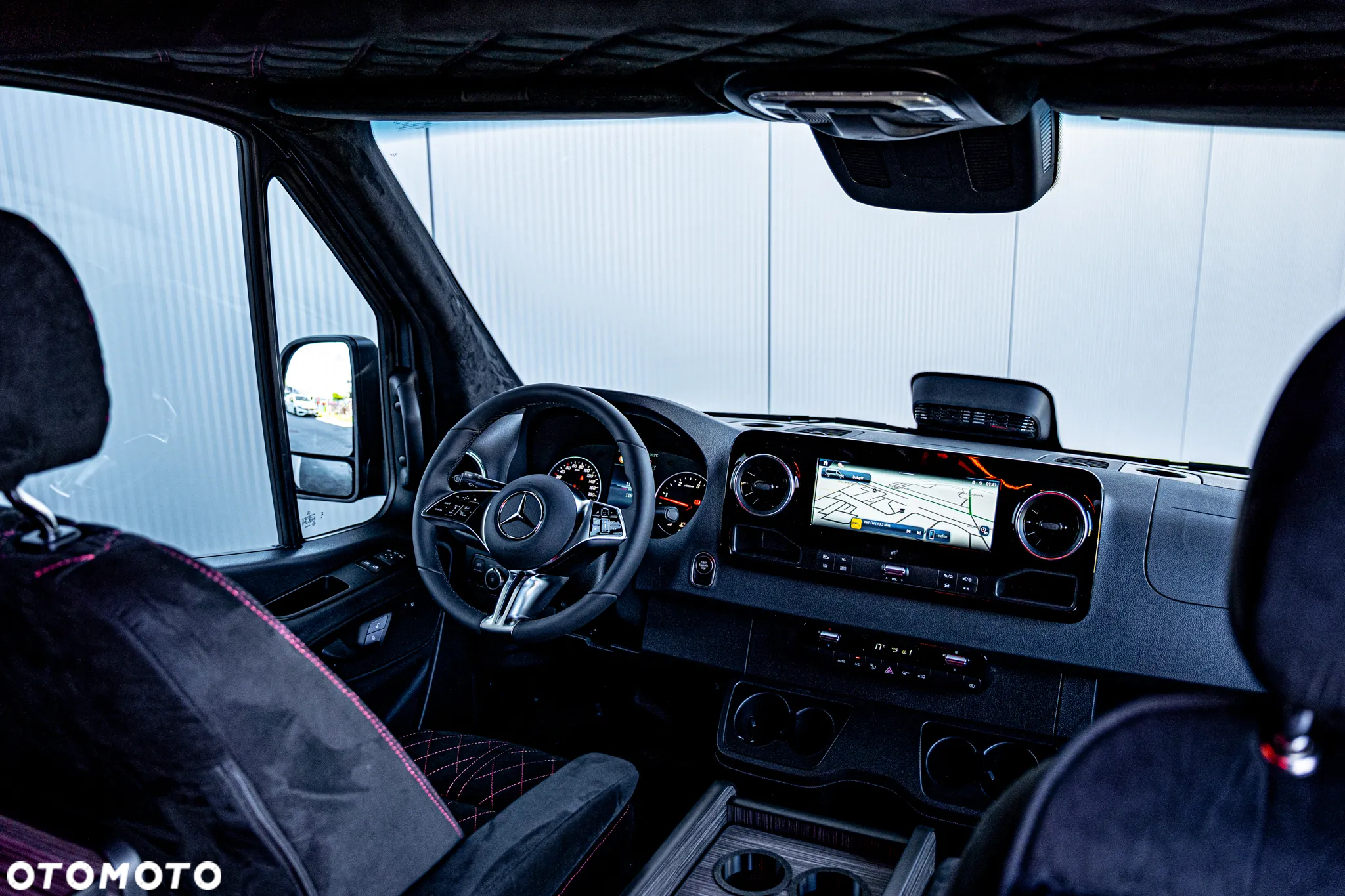Mercedes-Benz Sprinter - 7