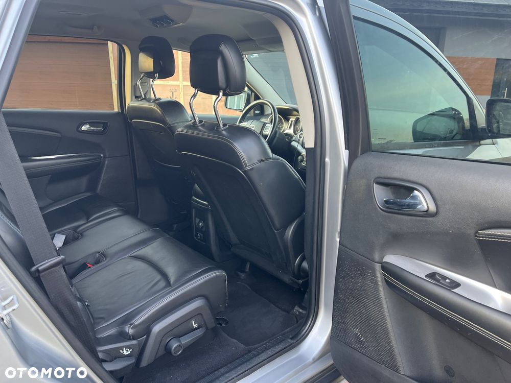 Dodge Journey - 10